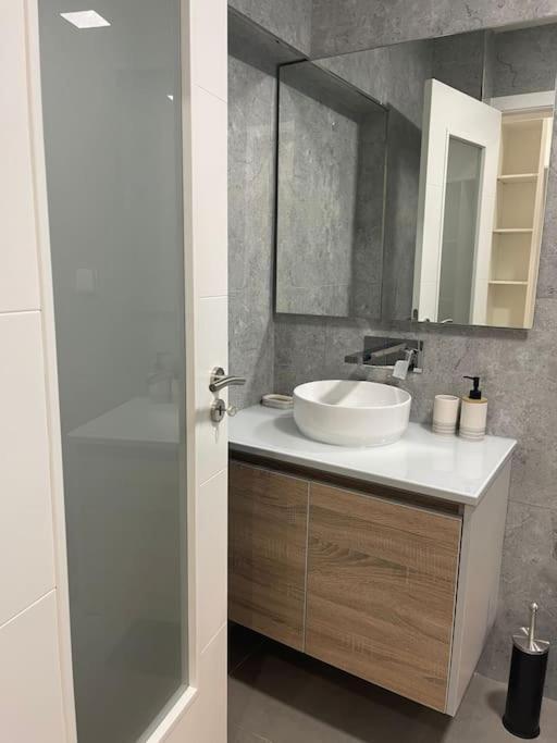 Lovely 2 Bedroom Apartment In South Lisbon Barreiro  Luaran gambar