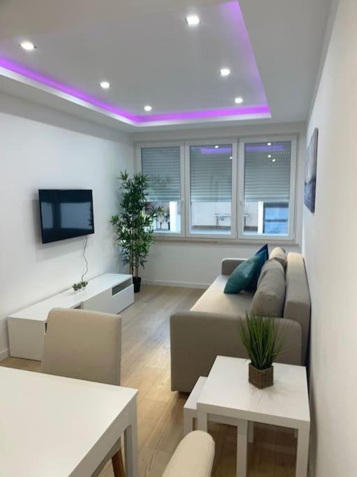 Lovely 2 Bedroom Apartment In South Lisbon Barreiro  Luaran gambar